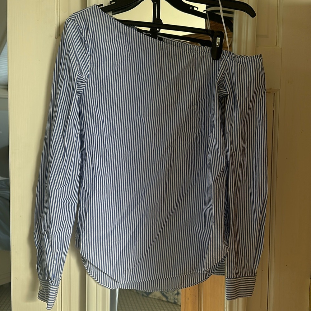 Theory size small off the shoulder, blue and white striped shirt. Excellent cond